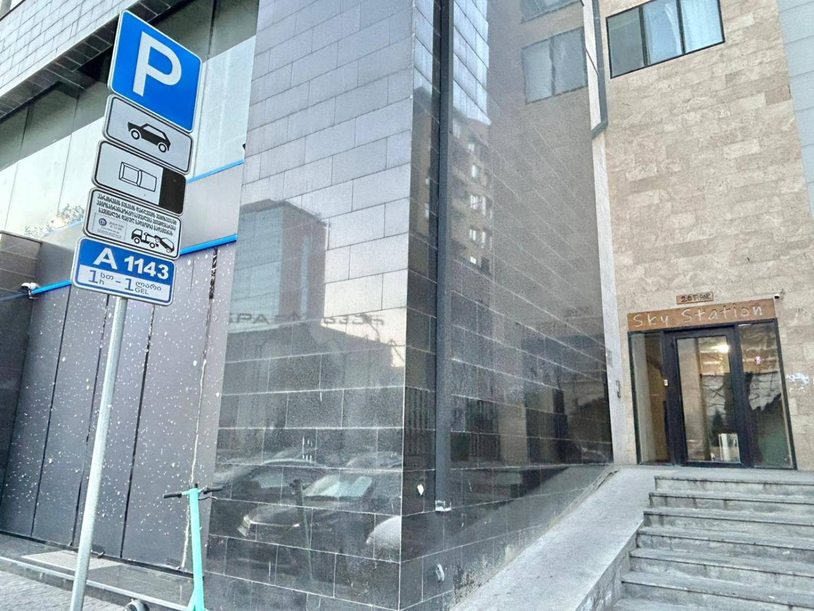 City Center - Next To Holiday Inn -2Br Apartment Tiflis Dış mekan fotoğraf