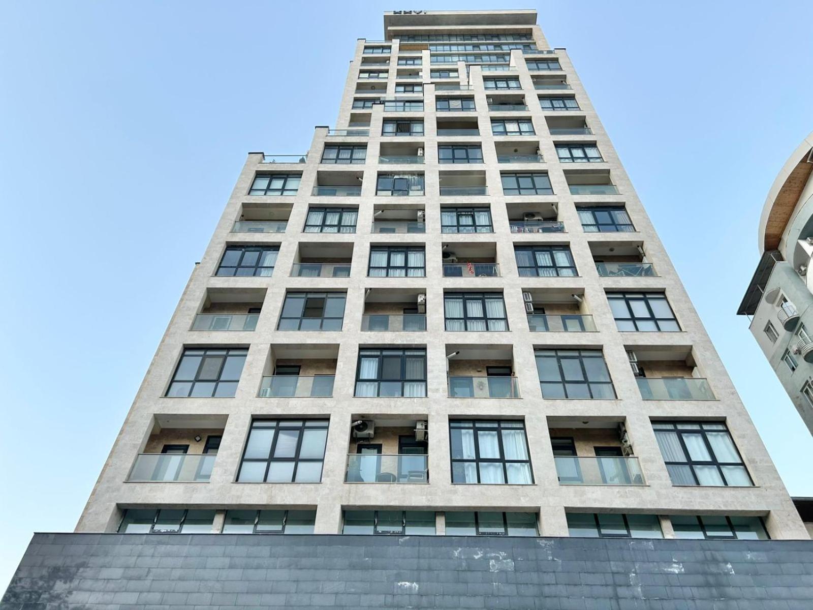 City Center - Next To Holiday Inn -2Br Apartment Tiflis Dış mekan fotoğraf