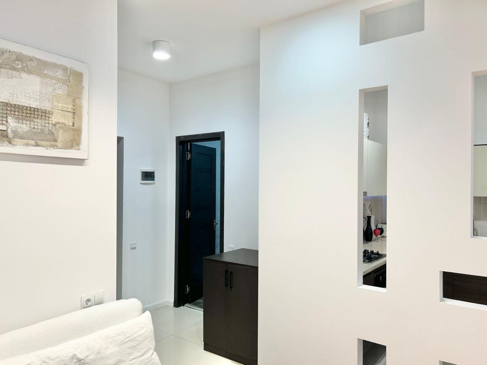 City Center - Next To Holiday Inn -2Br Apartment Tiflis Dış mekan fotoğraf